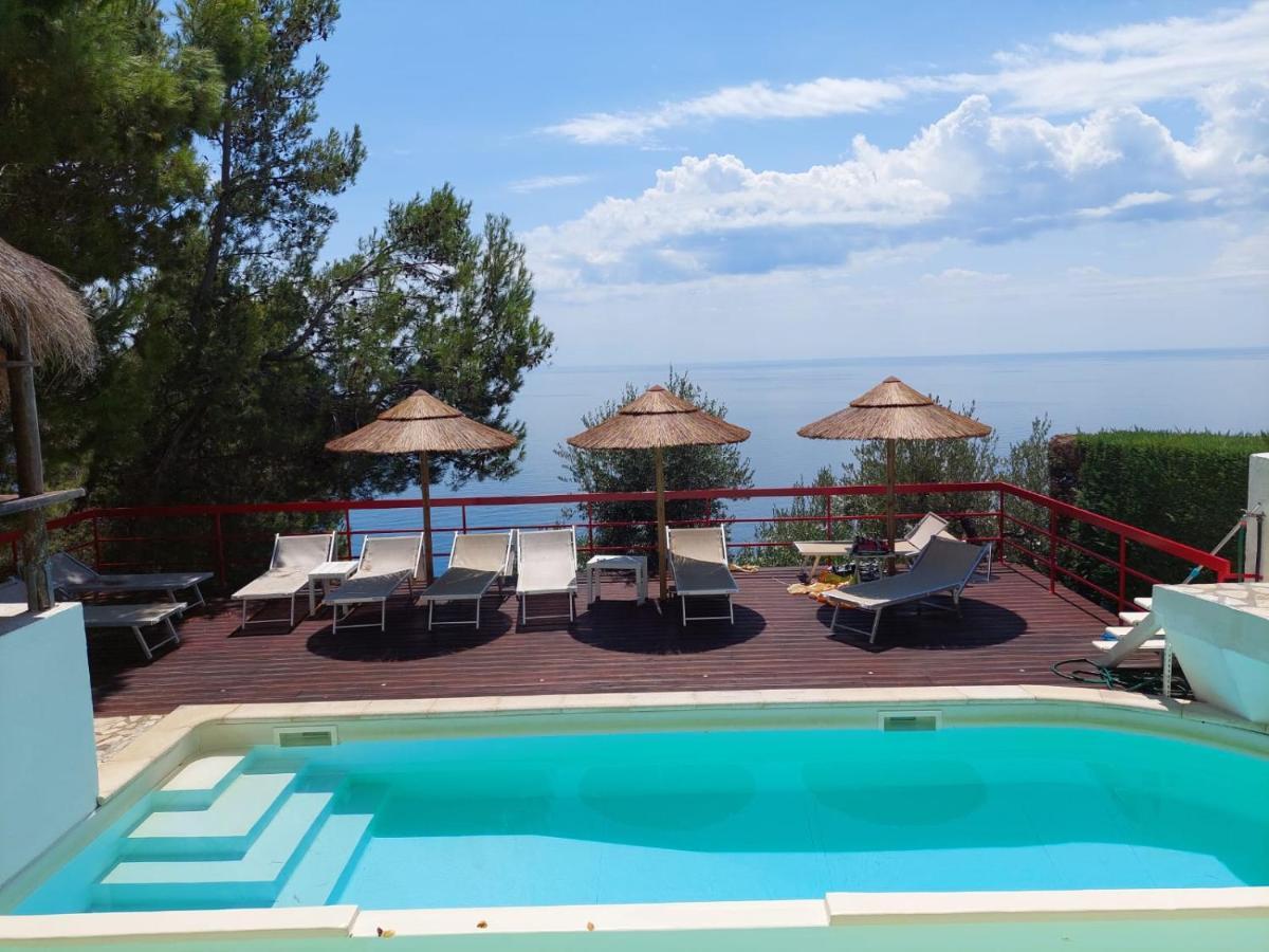 Resort Luna Rossa Сперлонга Экстерьер фото